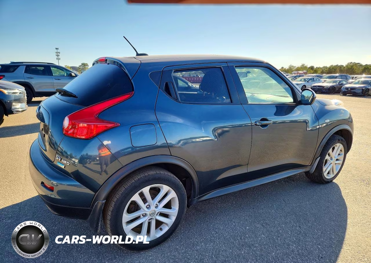 2013 Nissan Juke S VIN:JN8AF5MV3DT215449 - 3
