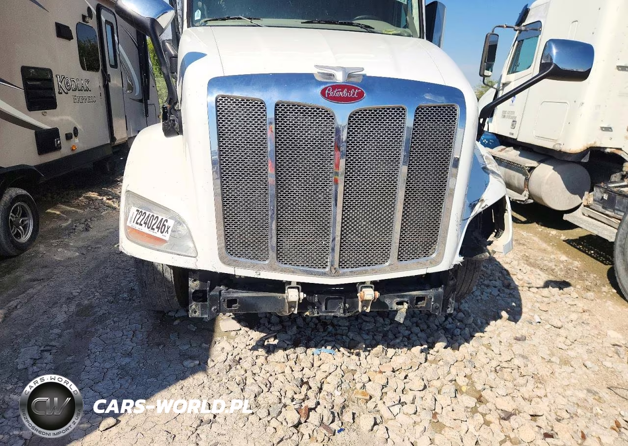 2019 Peterbilt 579 Semi Truck VIN:1XPBDP9X2KD235662 - 13