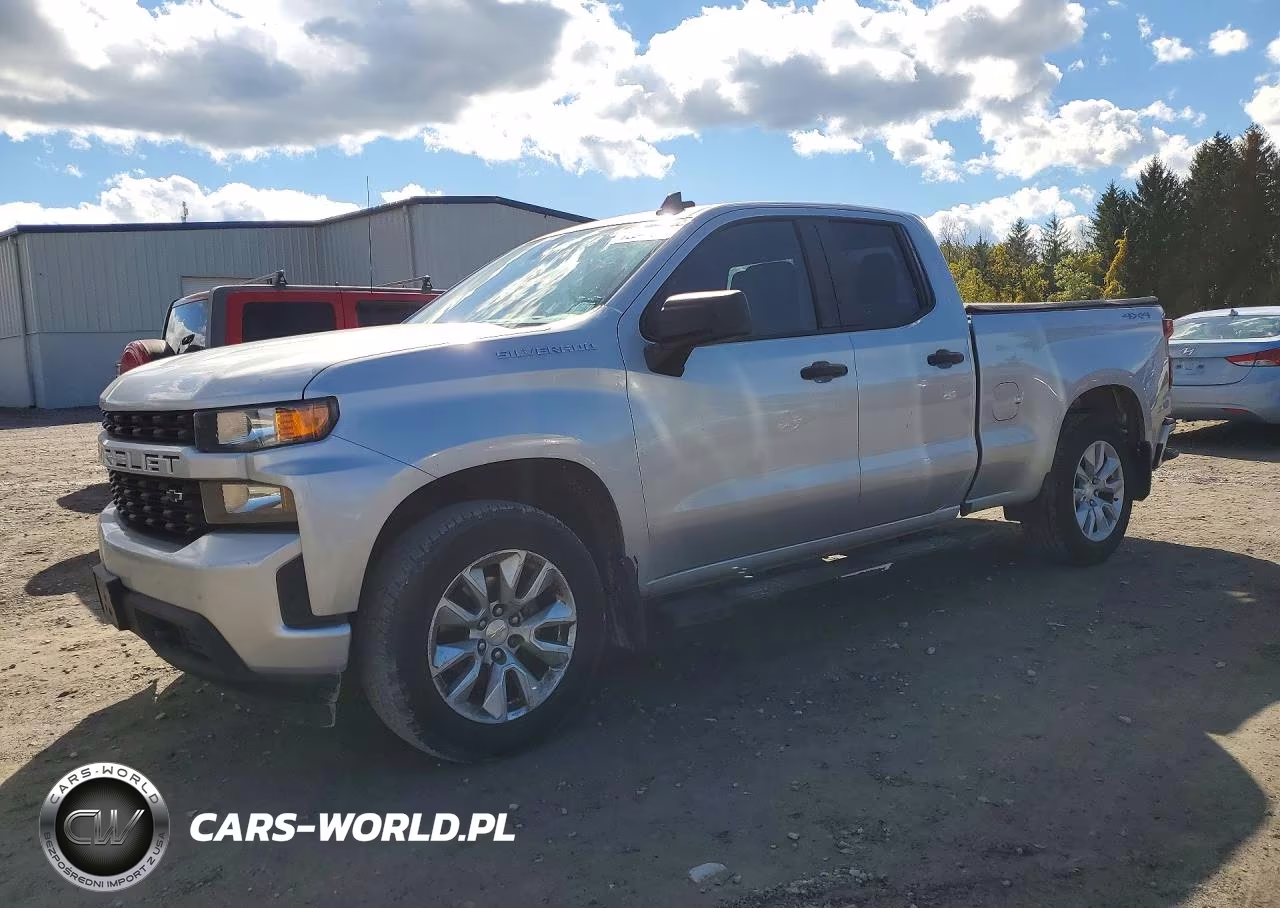 2021 Chevrolet Silverado K1500 Custom VIN:1GCRYBEK0MZ305005 - 1