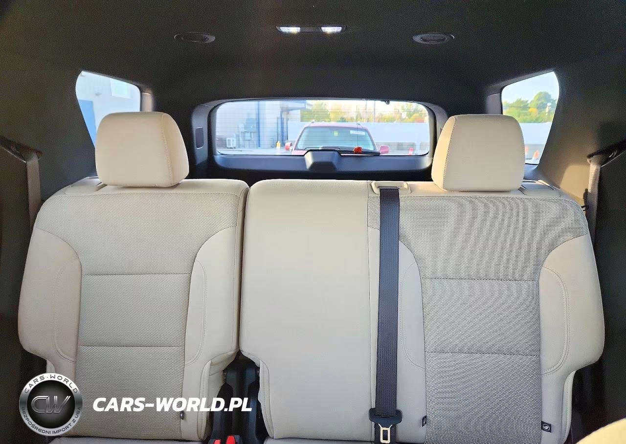 2023 Chevrolet Traverse Ls VIN:1GNERFKW5PJ332883 - 10