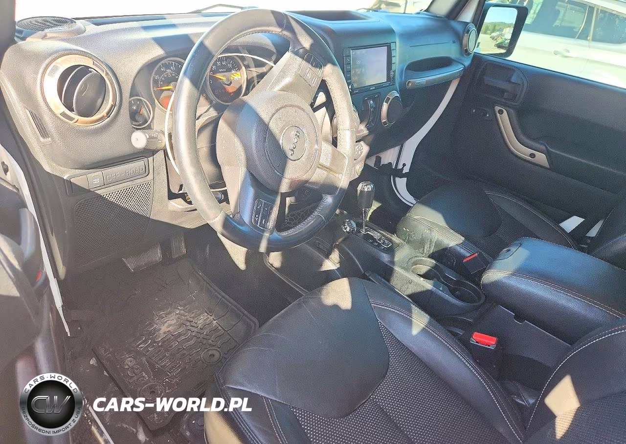 2016 Jeep Wrangler Unlimited Sahara VIN:1C4BJWEG9GL328508 - 8