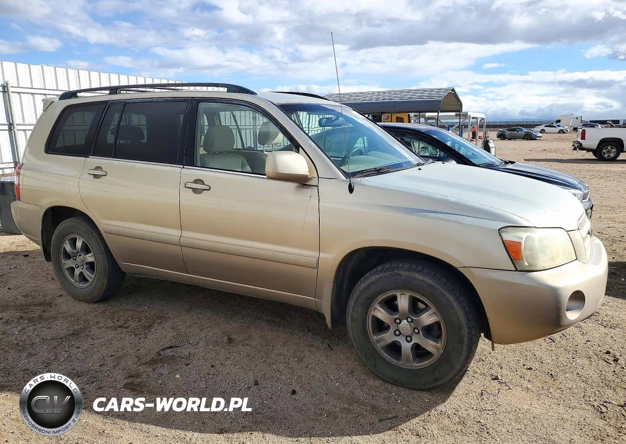 2005 Toyota Highlander Base VIN:JTEGP21A450044695 - 4