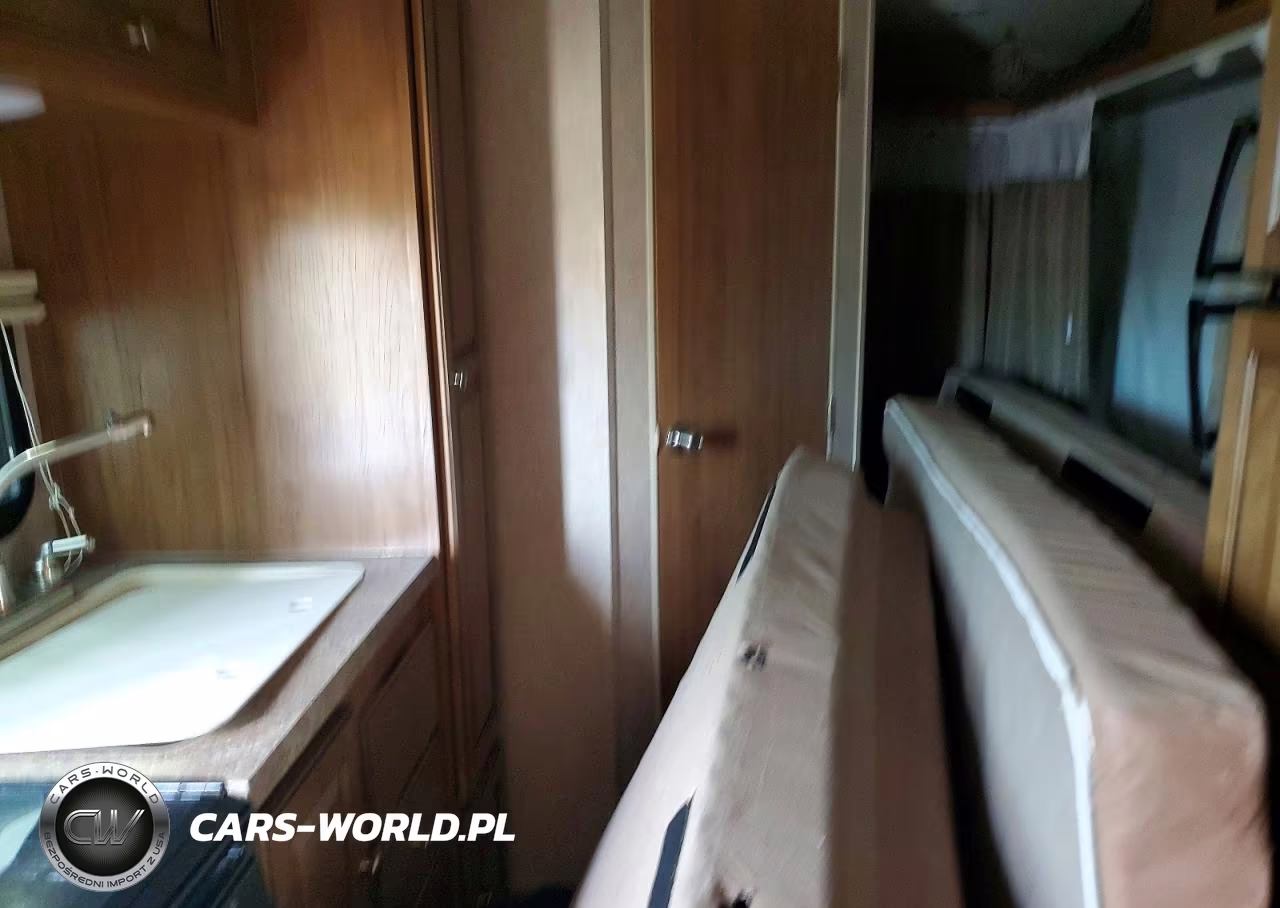 2017 Forest River Shamrock Camper VIN:4X4TFLY24HZ144719 - 6