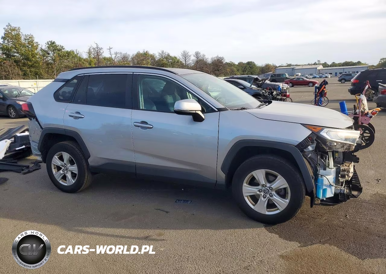 2020 Toyota Rav4 Xle VIN:2T3P1RFV8LC068552 - 4