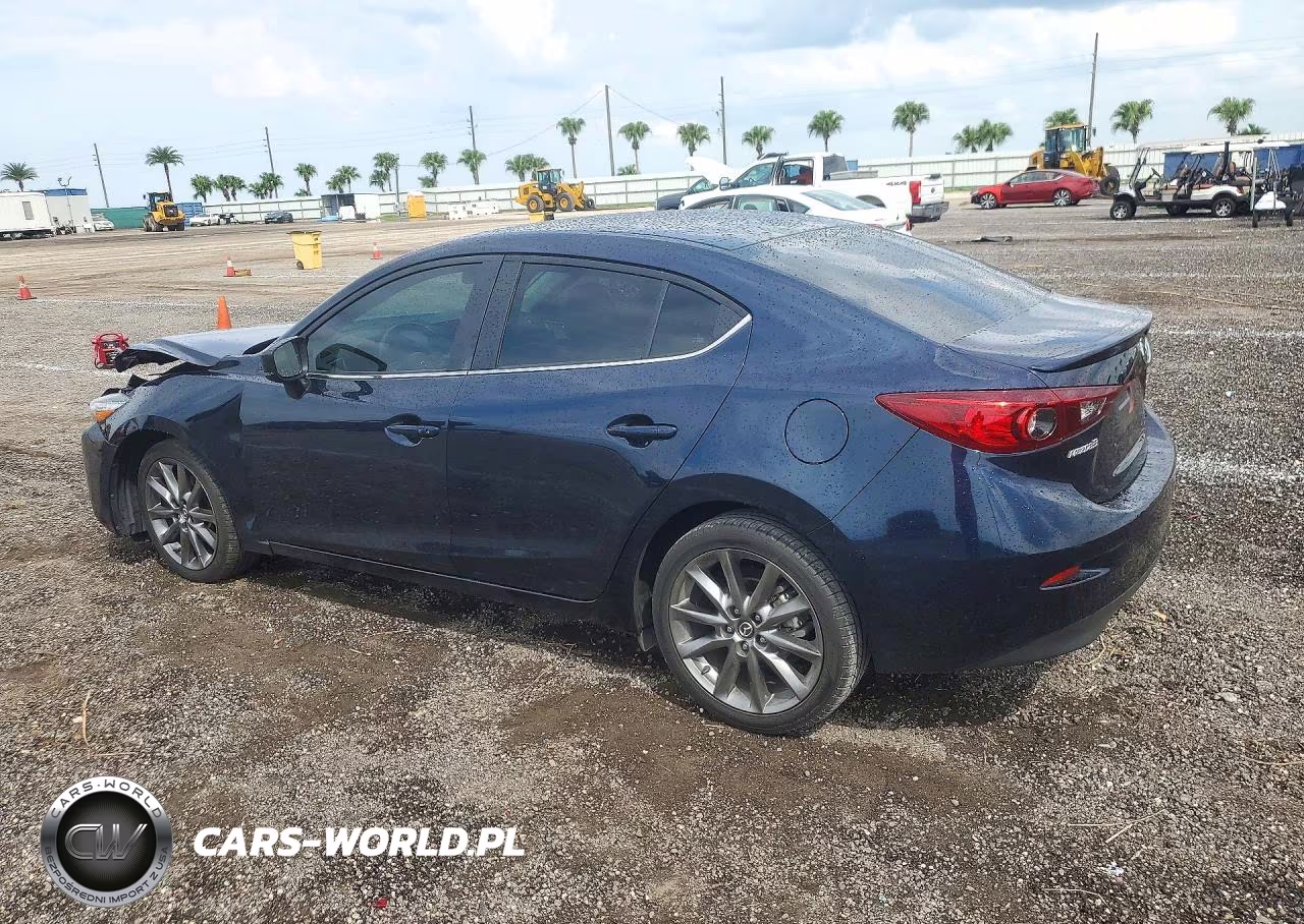 2018 Mazda 3 Touring VIN:3MZBN1V30JM204943 - 2