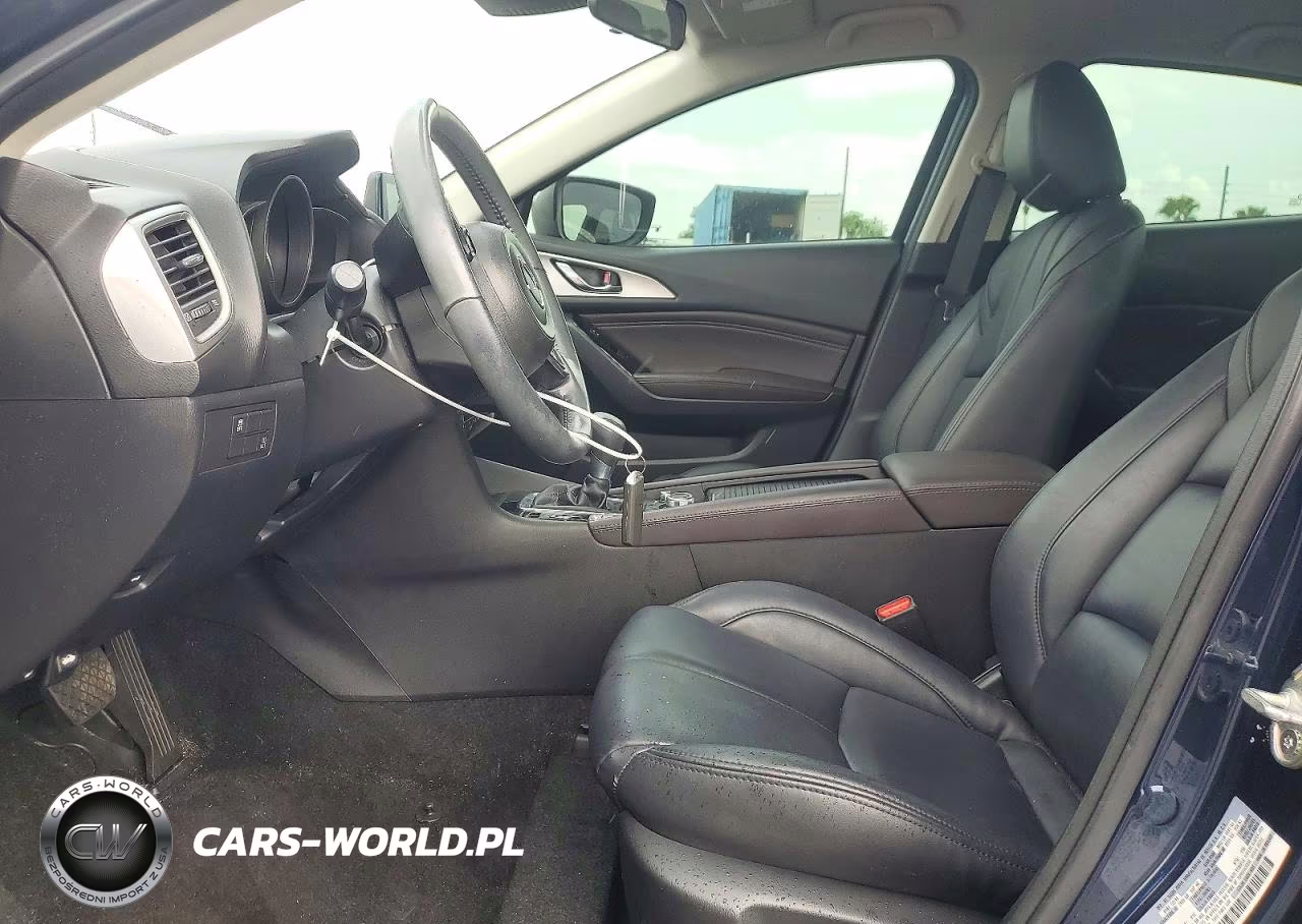 2018 Mazda 3 Touring VIN:3MZBN1V30JM204943 - 7