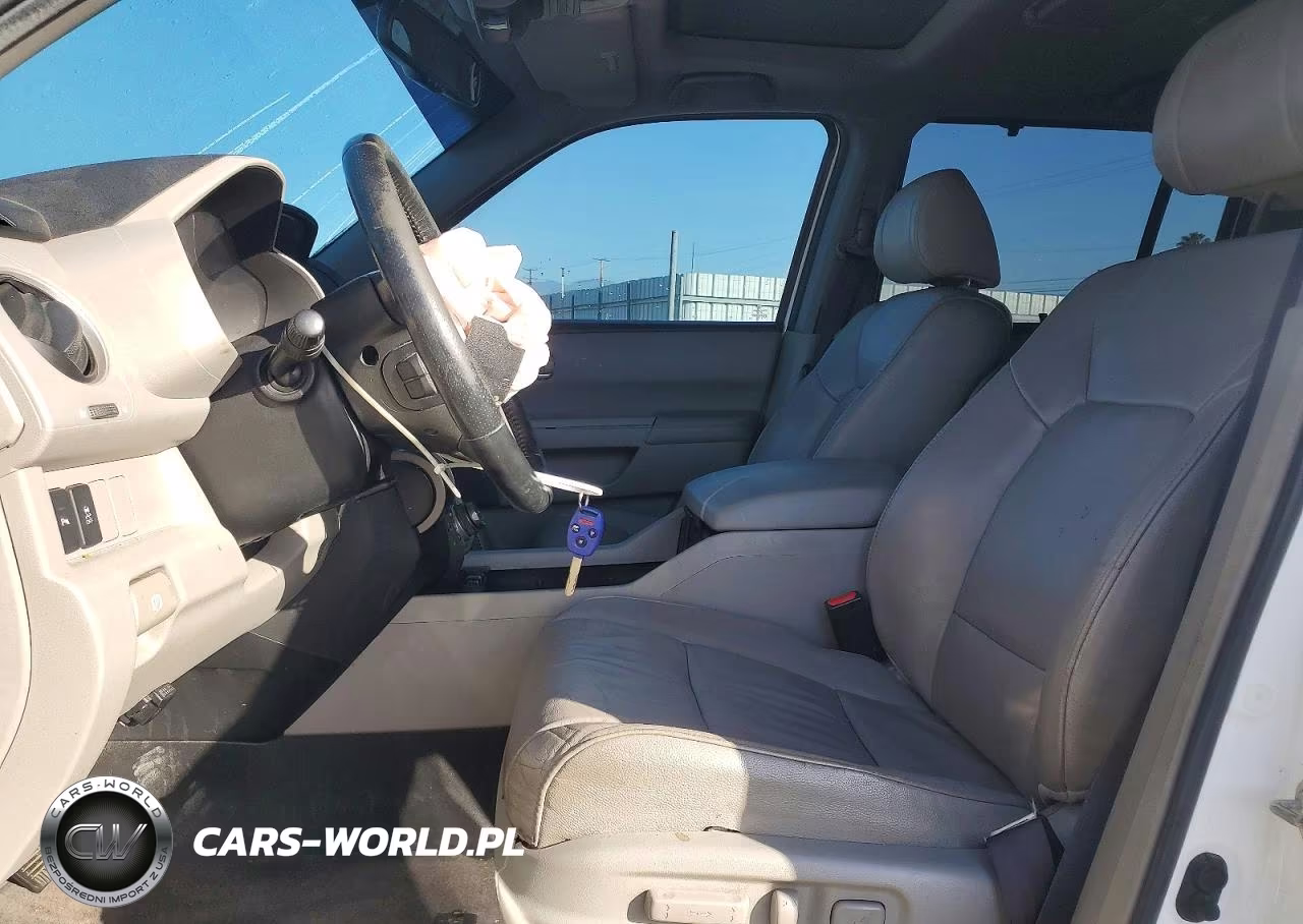 2012 Honda Pilot Touring VIN:5FNYF4H95CB075696 - 7