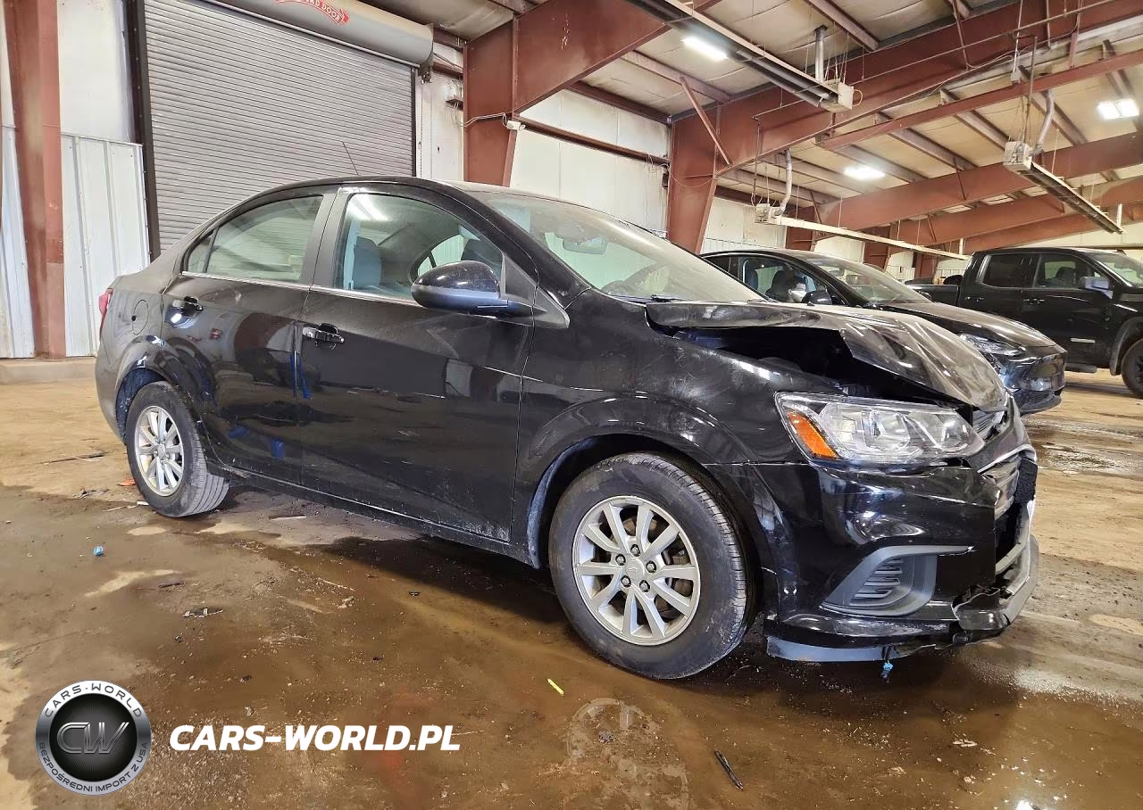 2020 Chevrolet Sonic Lt VIN:1G1JD5SB6L4135137 - 4