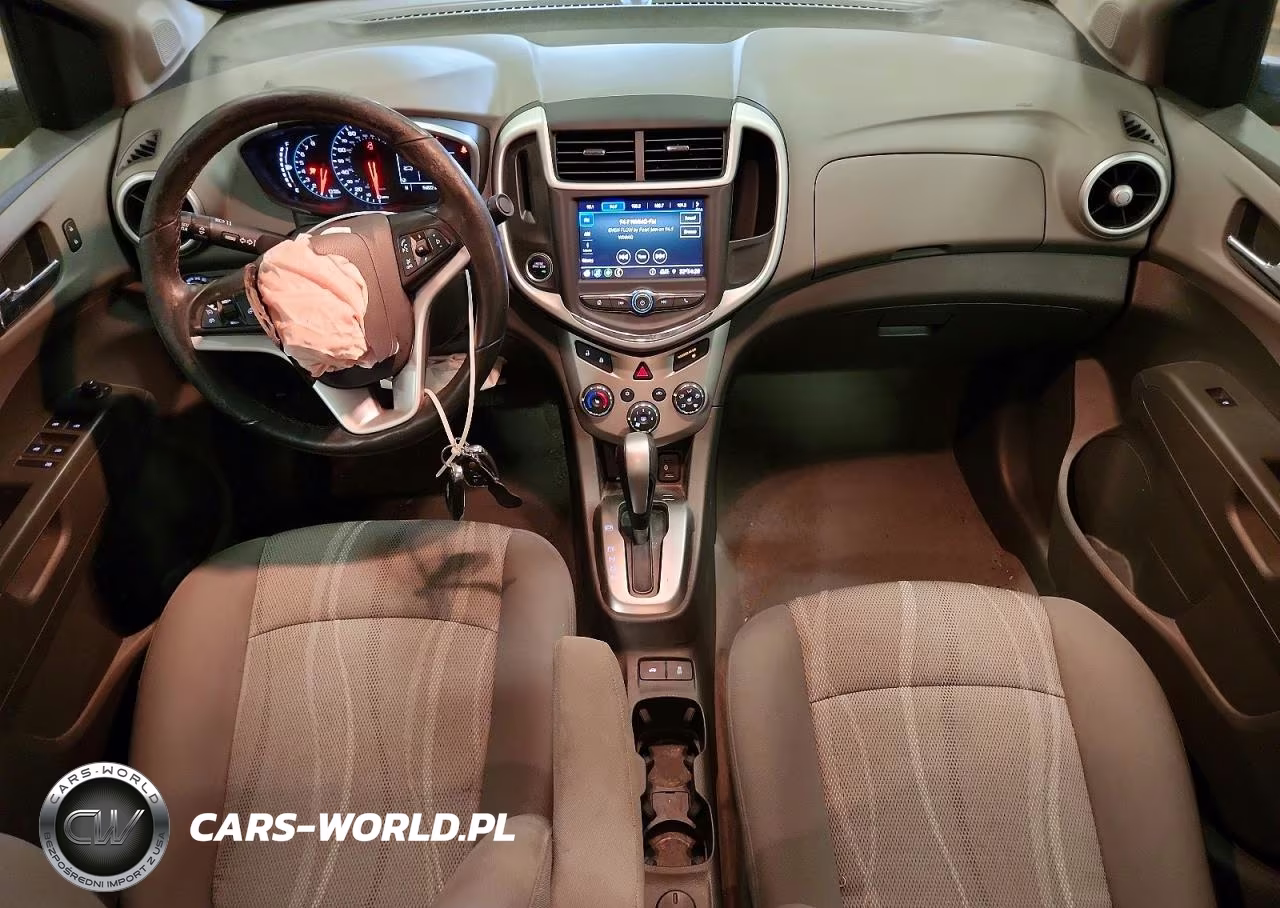 2020 Chevrolet Sonic Lt VIN:1G1JD5SB6L4135137 - 8