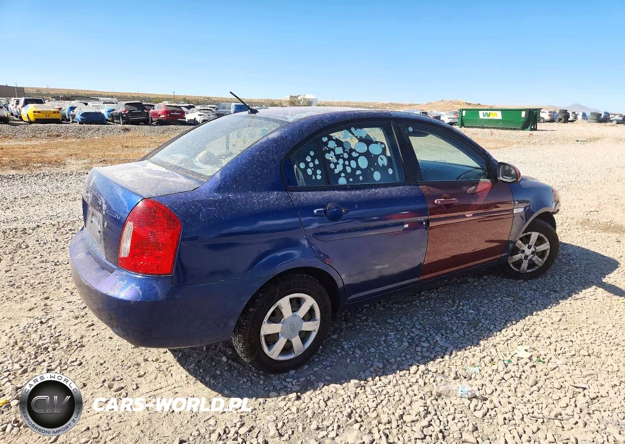 2007 Hyundai Accent Gls VIN:KMHCN46C37U088788 - 3