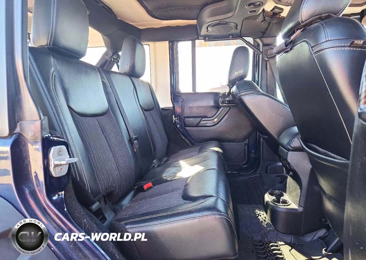 2013 Jeep Wrangler Unlimited Sport VIN:1C4HJWDGXDL617047 - 10