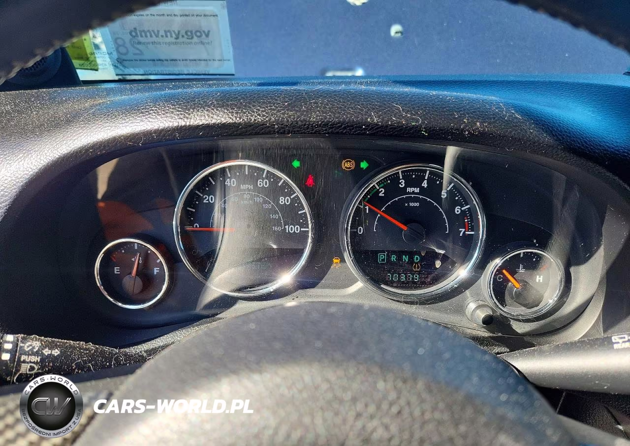 2013 Jeep Wrangler Unlimited Sport VIN:1C4HJWDGXDL617047 - 9