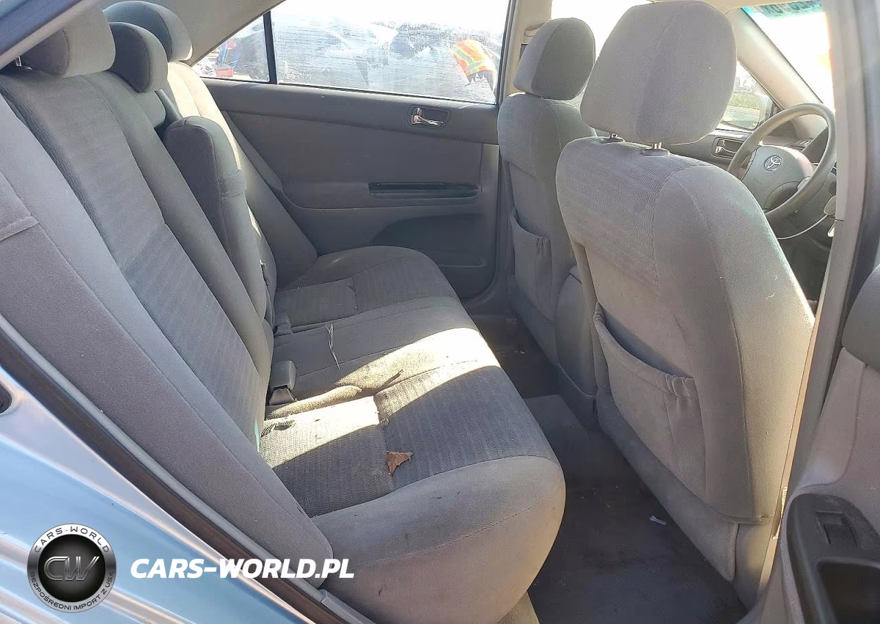 2005 Toyota Camry Le VIN:4T1BE32K15U969344 - 10