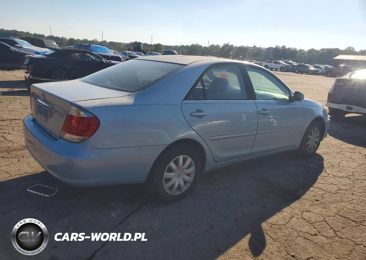 2005 Toyota Camry Le VIN:4T1BE32K15U969344 - 3