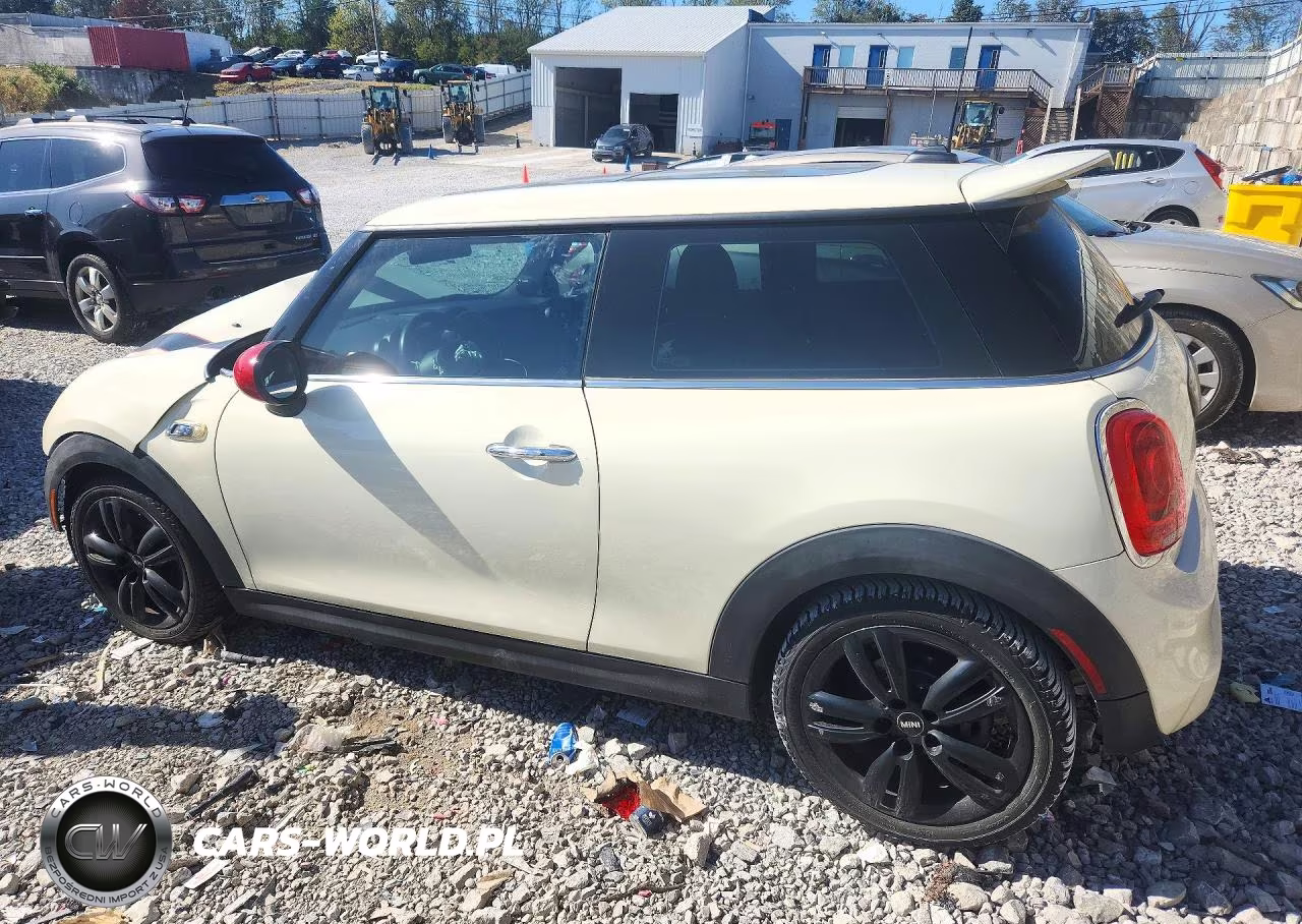 2015 Mini Cooper S VIN:WMWXP7C51F2A33855 - 2