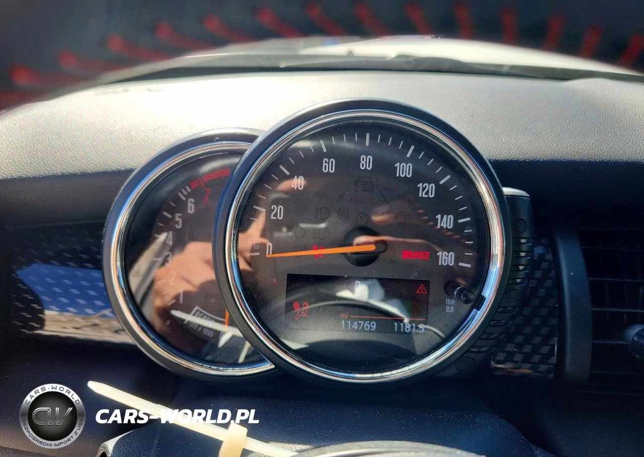2015 Mini Cooper S VIN:WMWXP7C51F2A33855 - 9