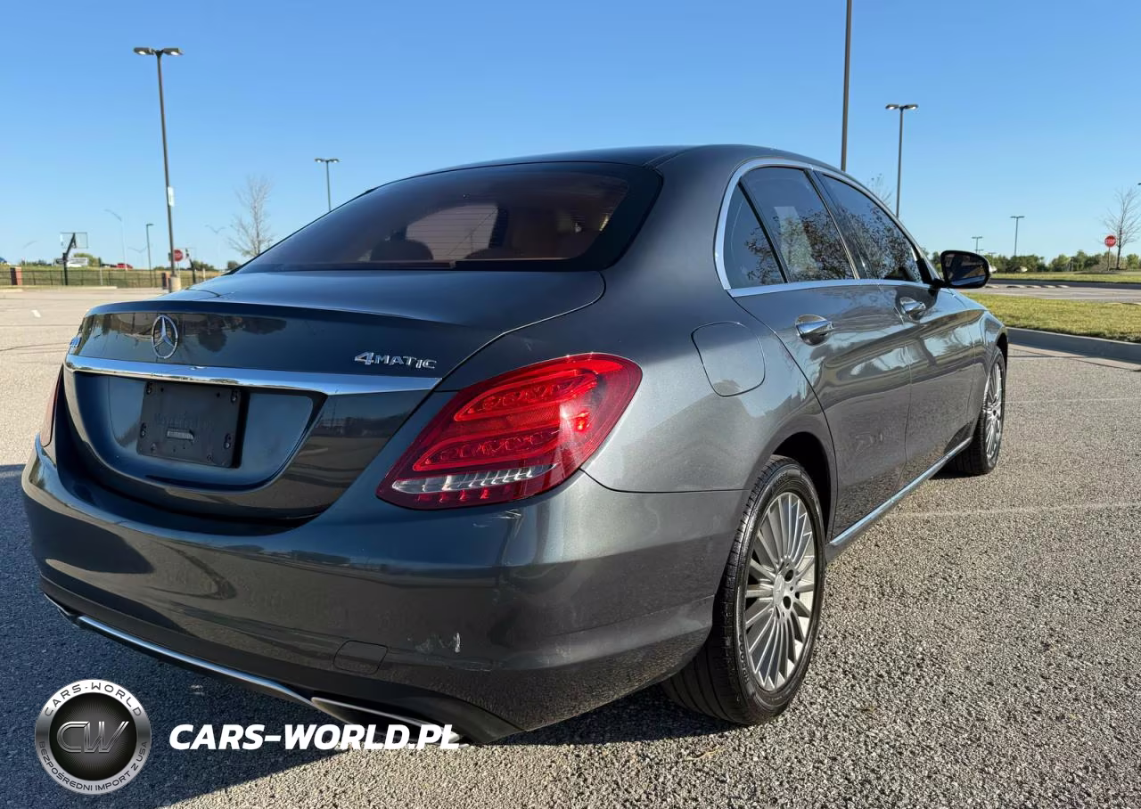 2015 Mercedes-Benz C 300 4Matic VIN:55SWF4KB0FU013743 - 4
