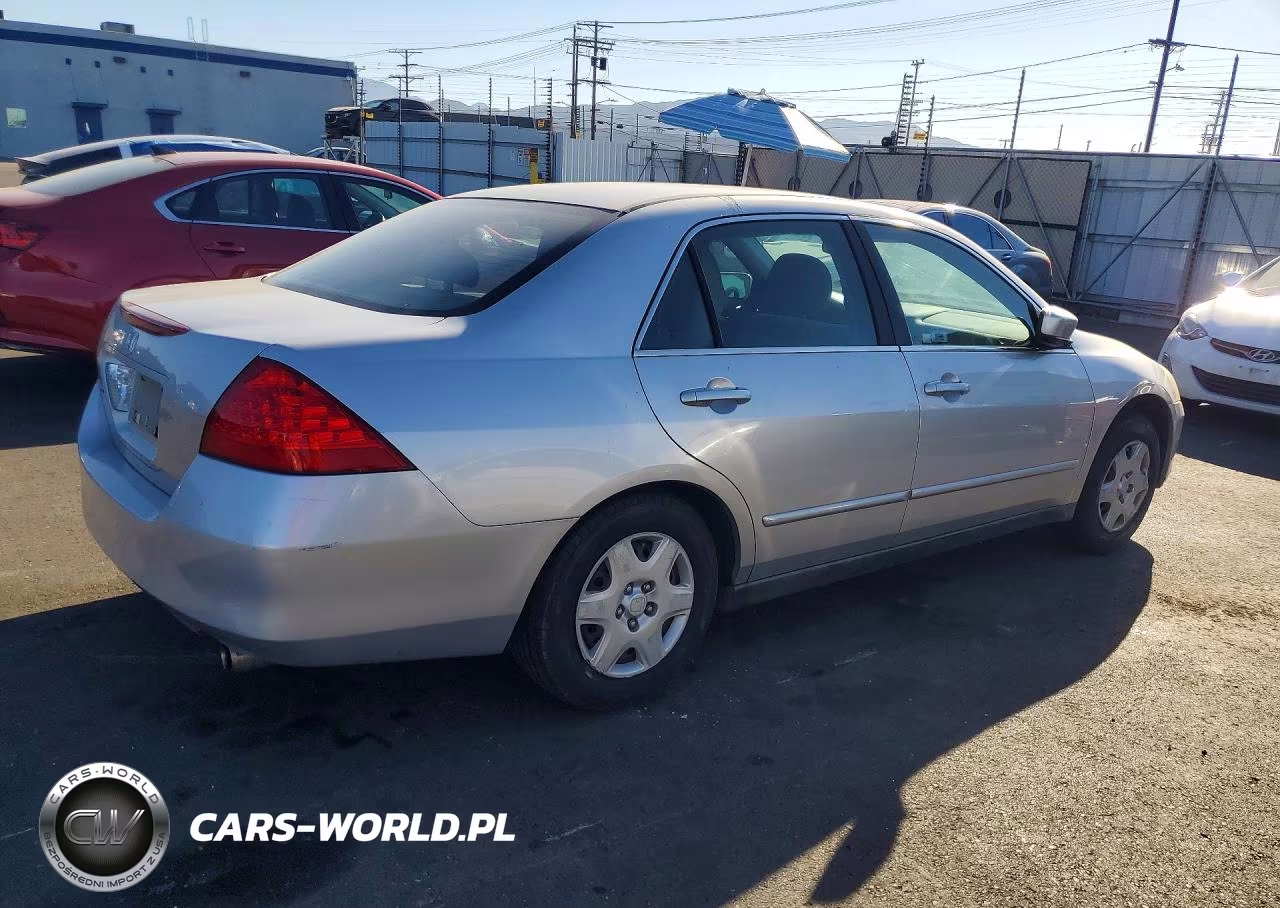 2007 Honda Accord Lx VIN:1HGCM56487A045556 - 3