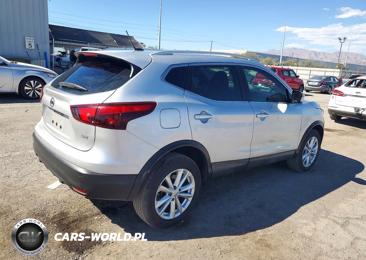 2018 Nissan Rogue Sport Sv VIN:JN1BJ1CP1JW157977 - 3