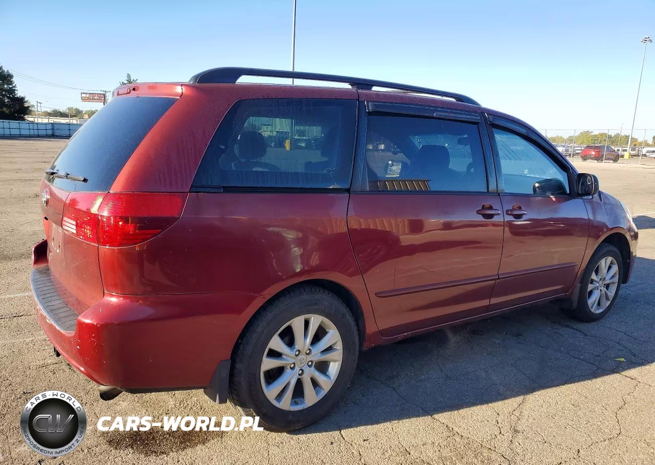 2005 Toyota Sienna Le 7 Passenger VIN:5TDZA23C45S339662 - 3