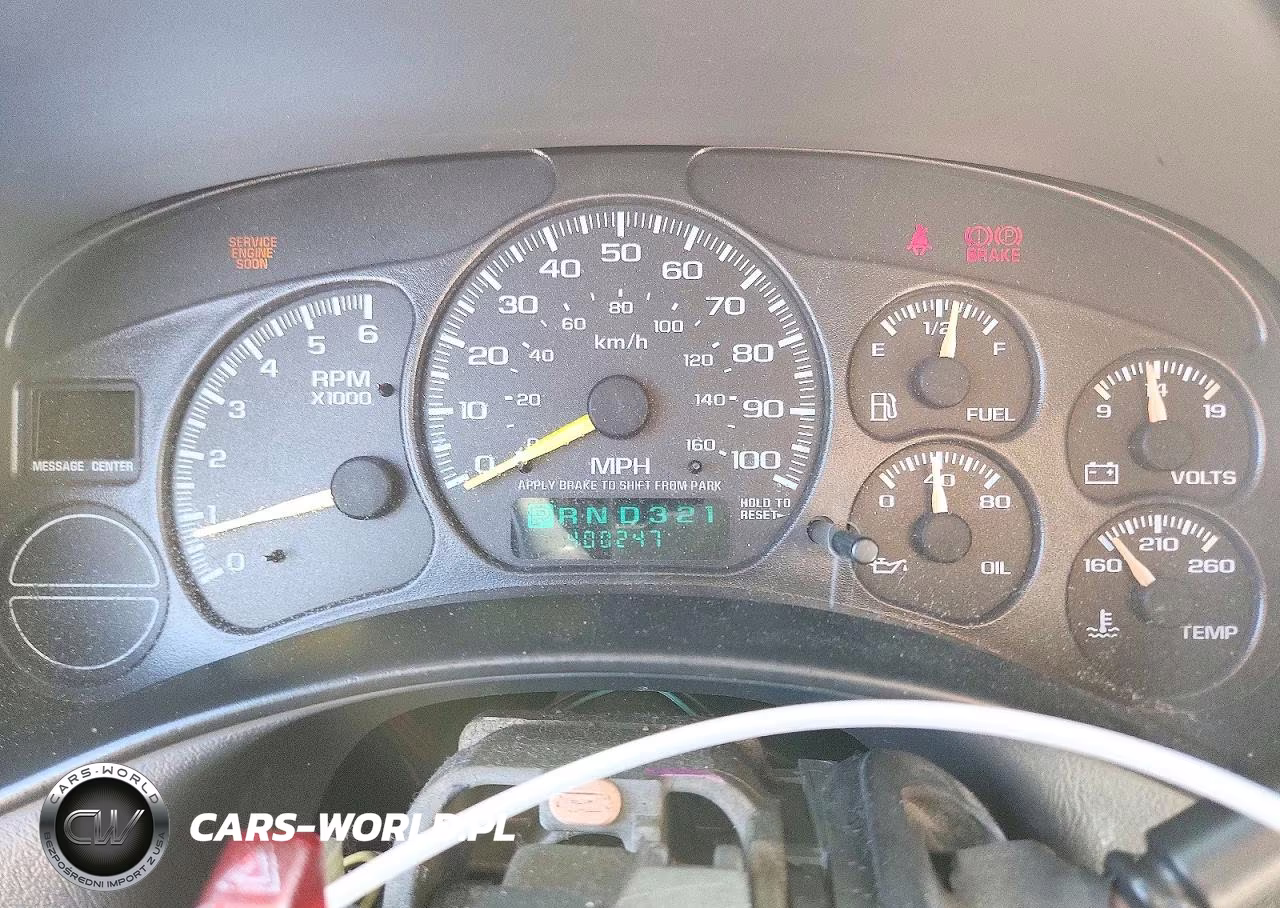 2000 Chevrolet Suburban C1500 VIN:3GNEC16T3YG164314 - 9