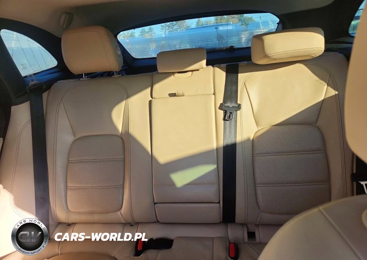 2017 Jaguar F-Pace Prestige VIN:SADCK2BV0HA495810 - 10