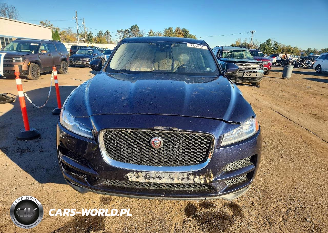 2017 Jaguar F-Pace Prestige VIN:SADCK2BV0HA495810 - 5