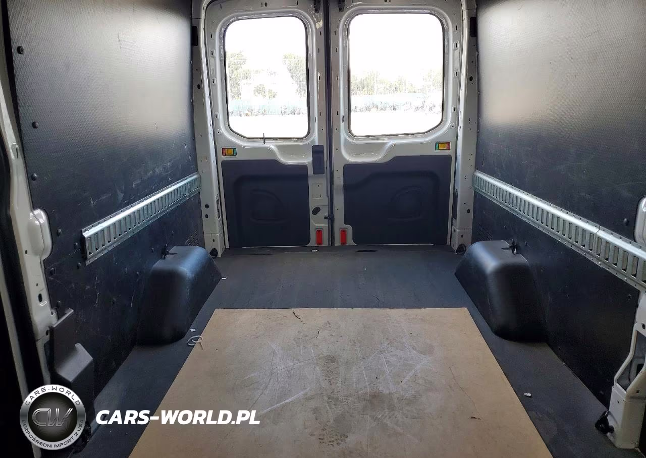 2019 Ford Transit T-250 Delivery Van VIN:1FTYR2CM1KKA15343 - 10