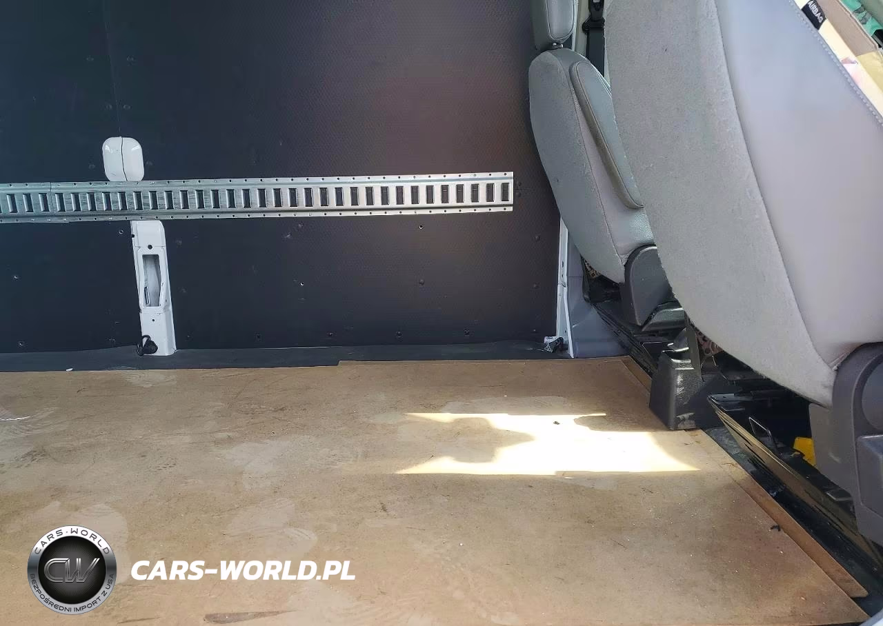 2019 Ford Transit T-250 Delivery Van VIN:1FTYR2CM1KKA15343 - 11