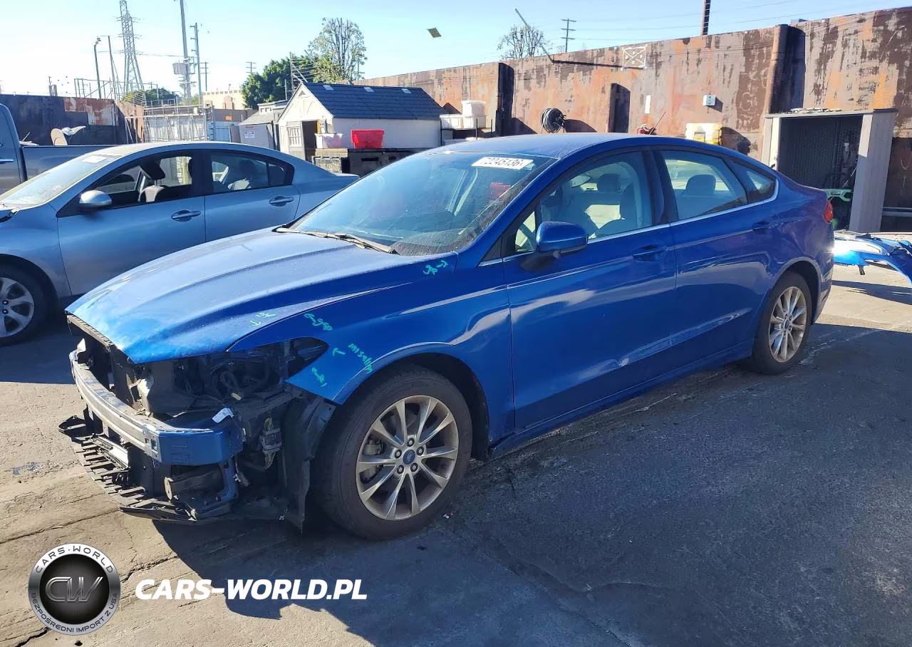 2017 Ford Fusion Se – zdjęcie 1 z 13