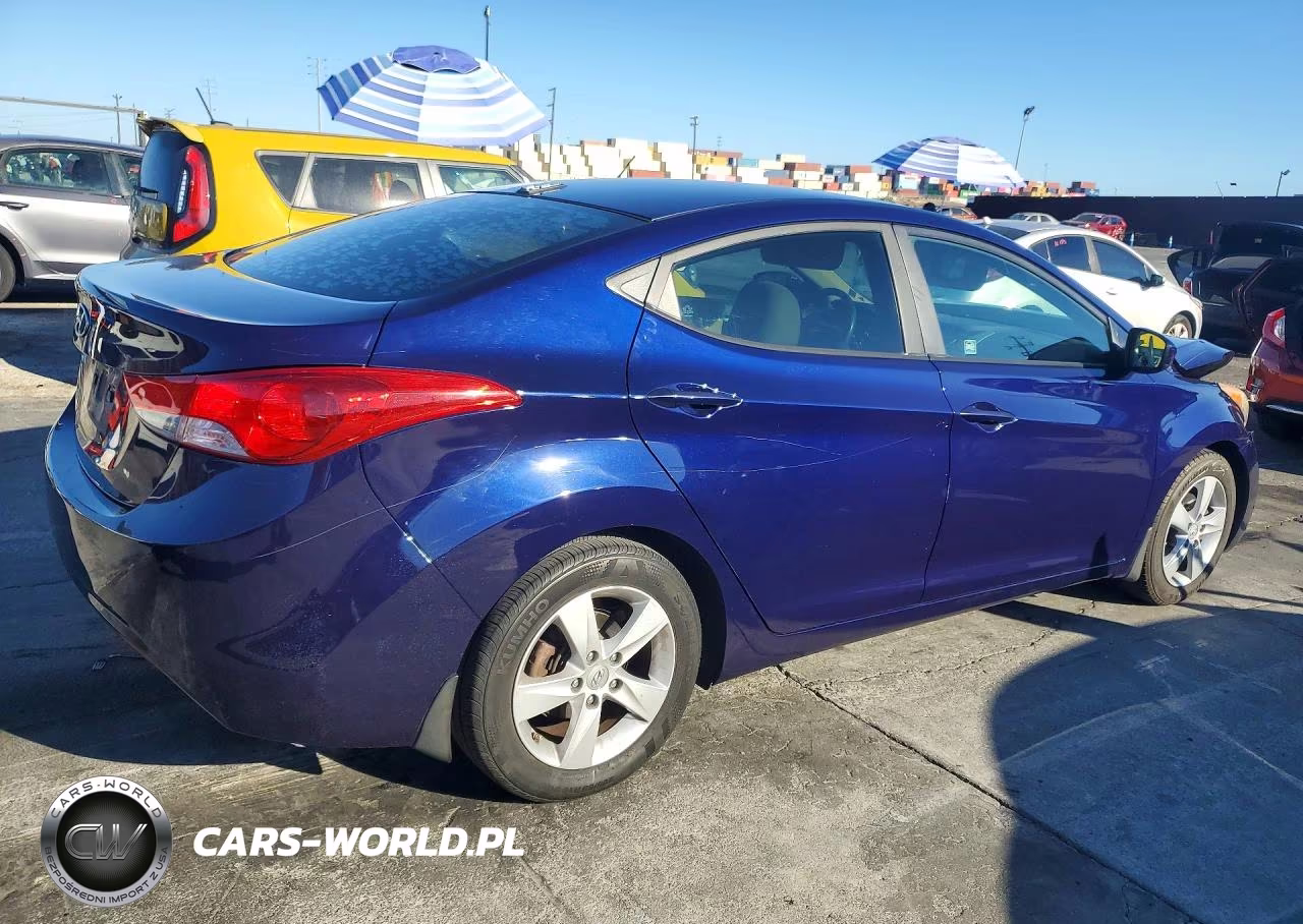 2013 Hyundai Elantra Gls VIN:5NPDH4AE7DH407088 - 3