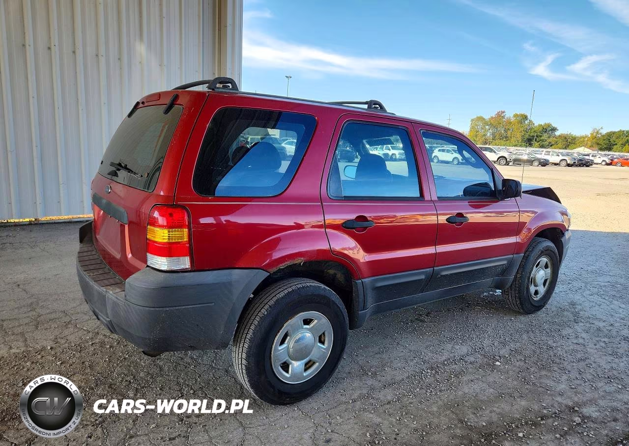 2005 Ford Escape Xls VIN:1FMYU02Z15KB25079 - 3