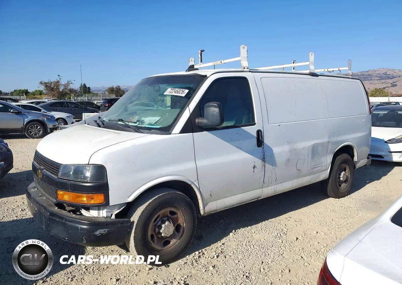 2020 Chevrolet Express G2500 VIN:1GCWGAFG3L1145225 - 1