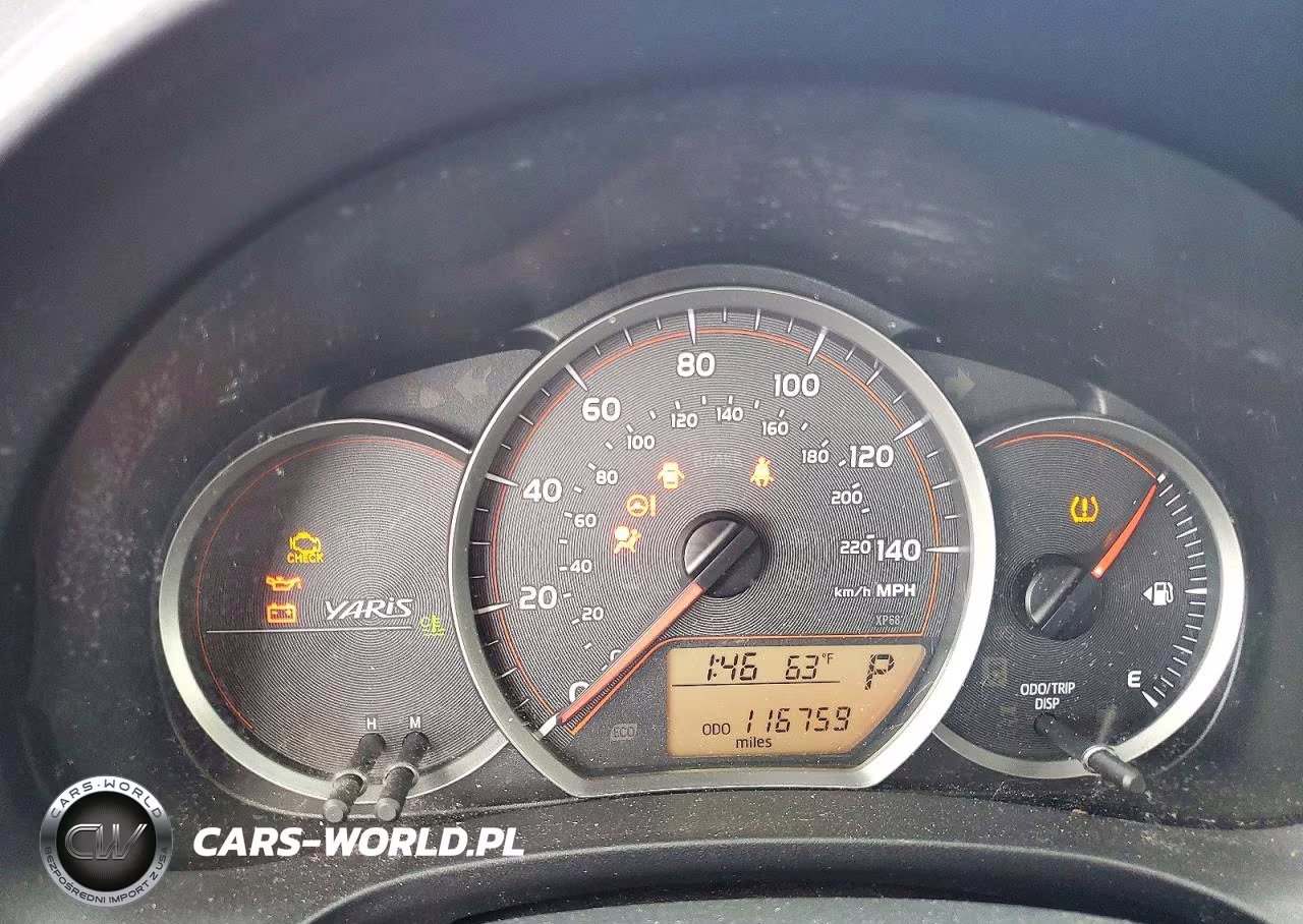 2014 Toyota Yaris 3-Door L VIN:JTDJTUD3XED597116 - 9