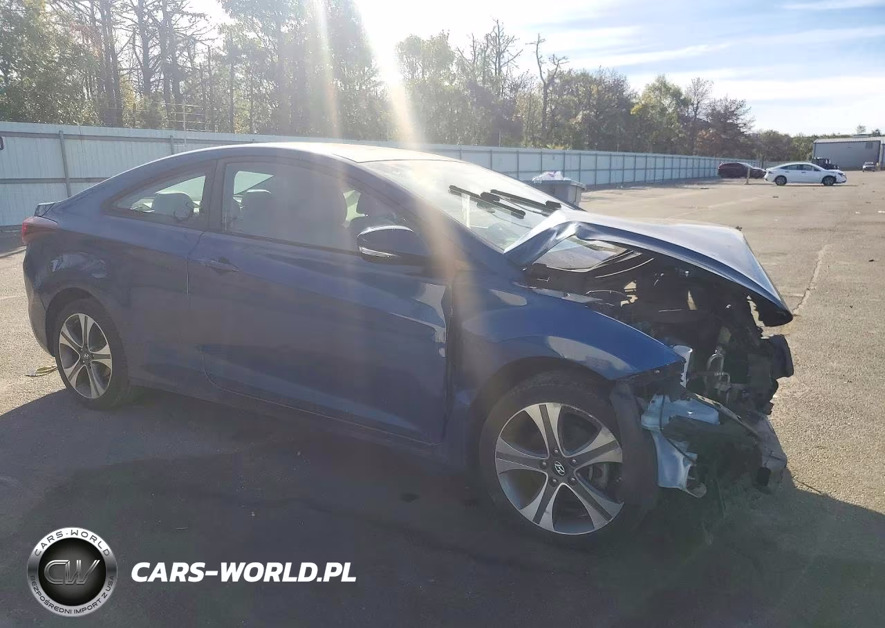 2014 Hyundai Elantra Coupe Base VIN:KMHDH6AH5EU025859 - 4