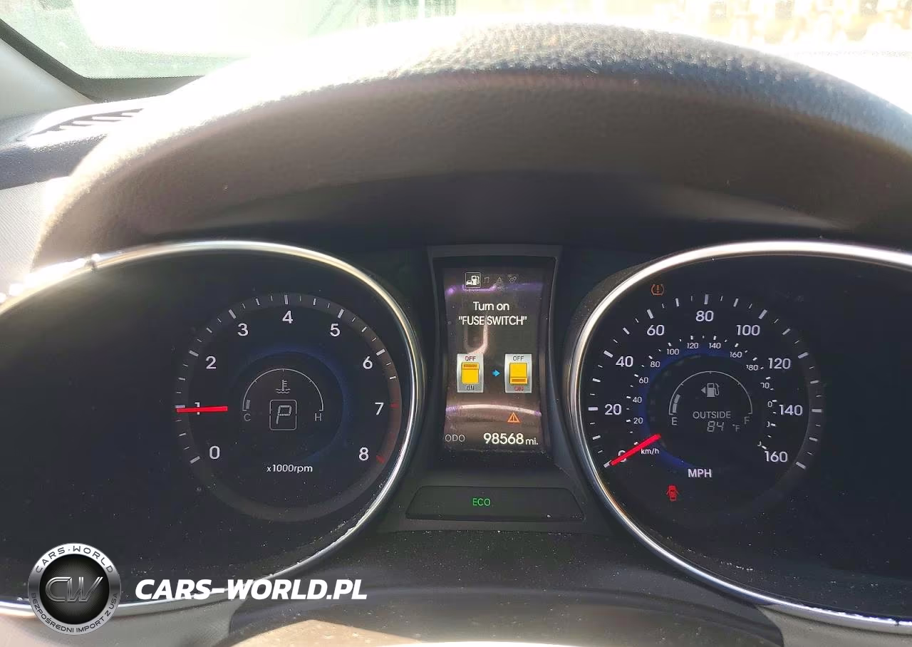 2016 Hyundai Santa Fe Sport 2.4L VIN:5XYZUDLBXGG365337 - 9