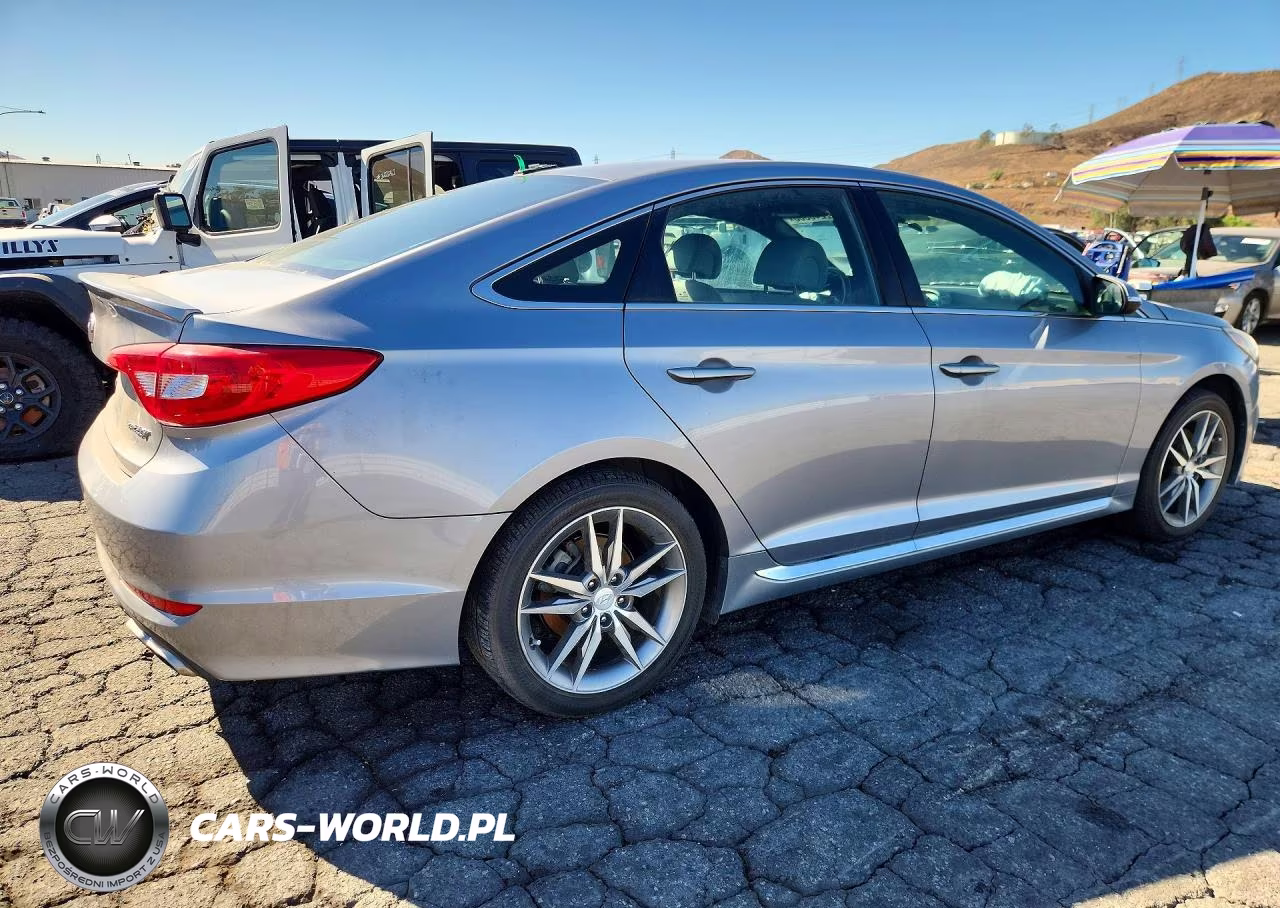 2017 Hyundai Sonata Sport 2.0T VIN:5NPE34AB6HH543775 - 3