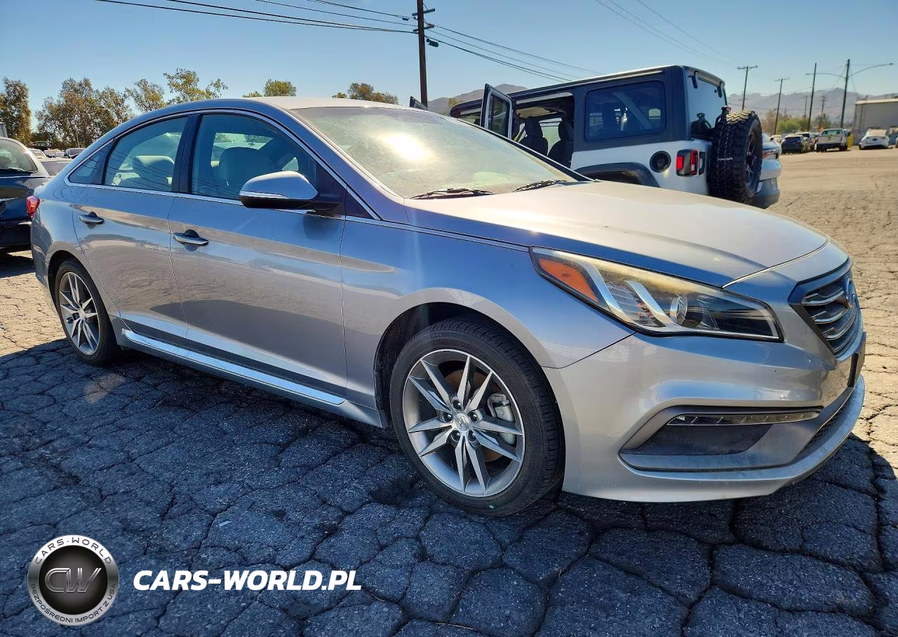 2017 Hyundai Sonata Sport 2.0T VIN:5NPE34AB6HH543775 - 4
