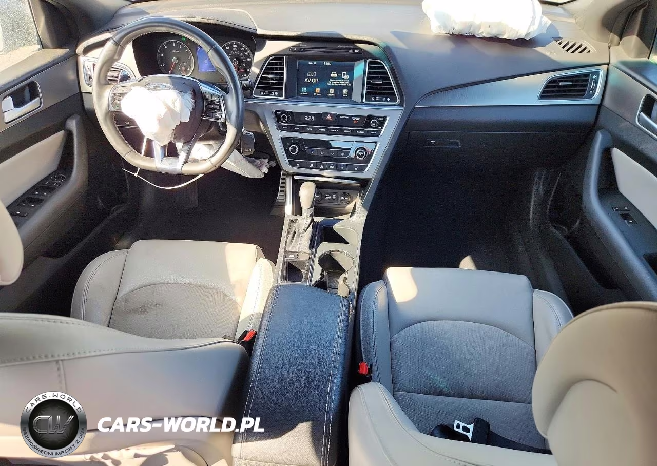 2017 Hyundai Sonata Sport 2.0T VIN:5NPE34AB6HH543775 - 8