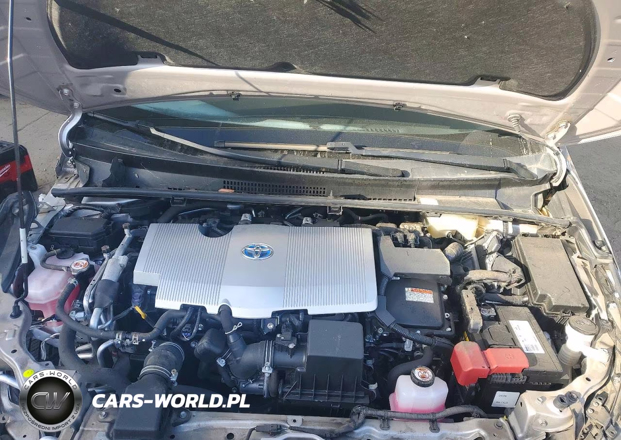 2022 Toyota Prius Prime Le VIN:JTDKAMFP3N3199021 - 11