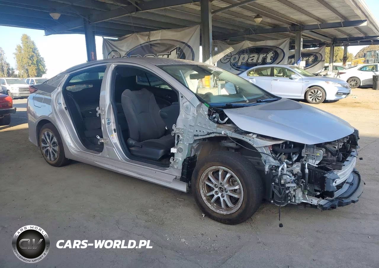 2022 Toyota Prius Prime Le VIN:JTDKAMFP3N3199021 - 4