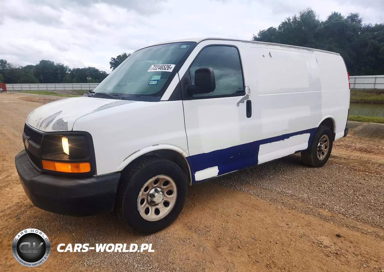 2012 Chevrolet Express G1500 VIN:1GCSGAFX2C1149717 - 1