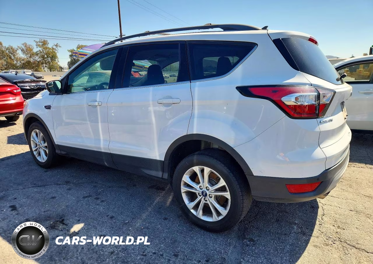2018 Ford Escape Se VIN:1FMCU9GD7JUD60886 - 2