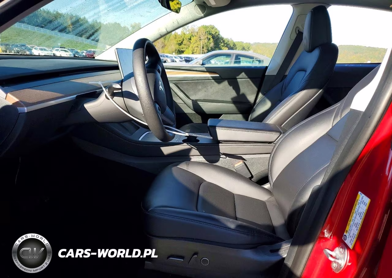 2023 Tesla Model Y VIN:7SAYGDEE3PF673177 - 7