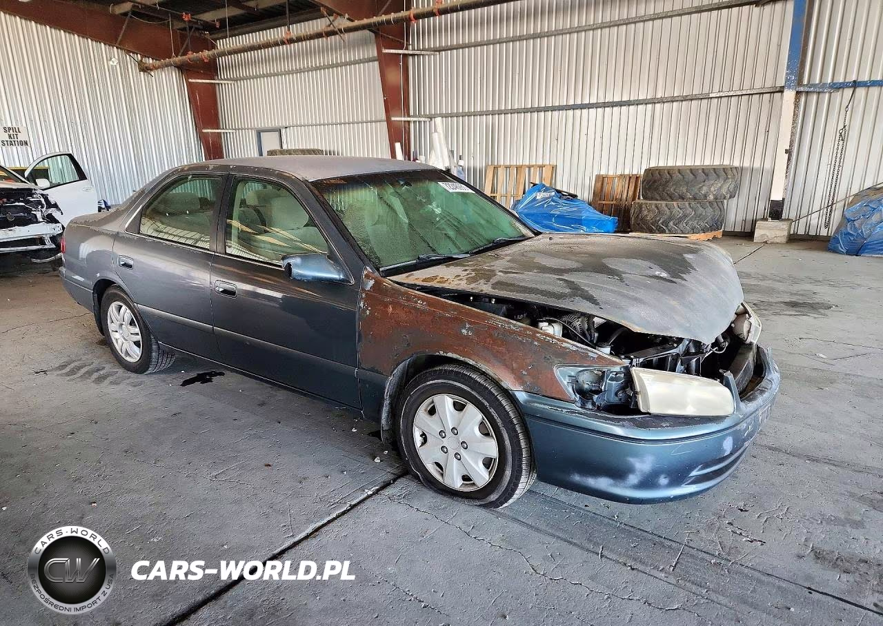 2001 Toyota Camry Le VIN:JT2BG22K910595472 - 4