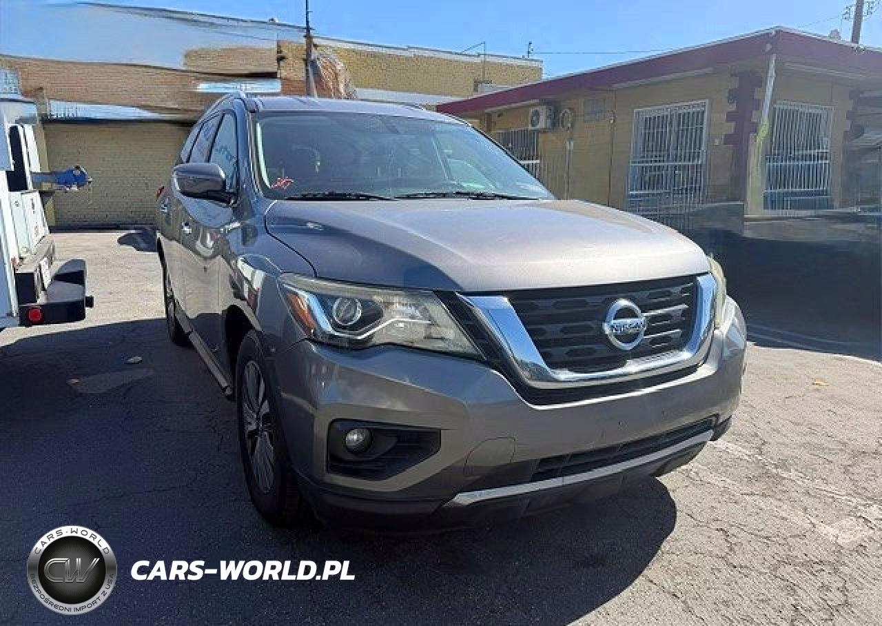 2020 Nissan Pathfinder Sv