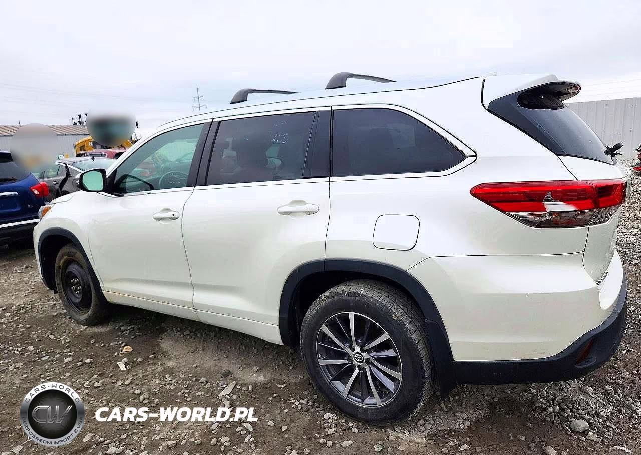 2018 Toyota Highlander Xle VIN:5TDJZRFH7JS543243 - 2