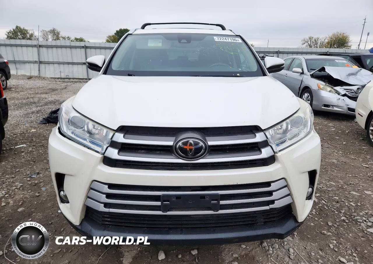 2018 Toyota Highlander Xle VIN:5TDJZRFH7JS543243 - 5