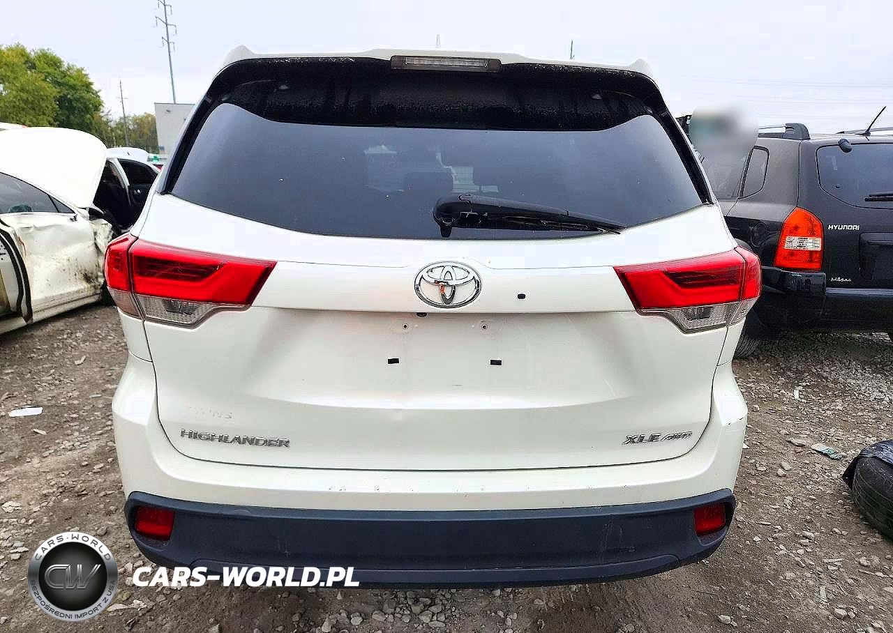 2018 Toyota Highlander Xle VIN:5TDJZRFH7JS543243 - 6