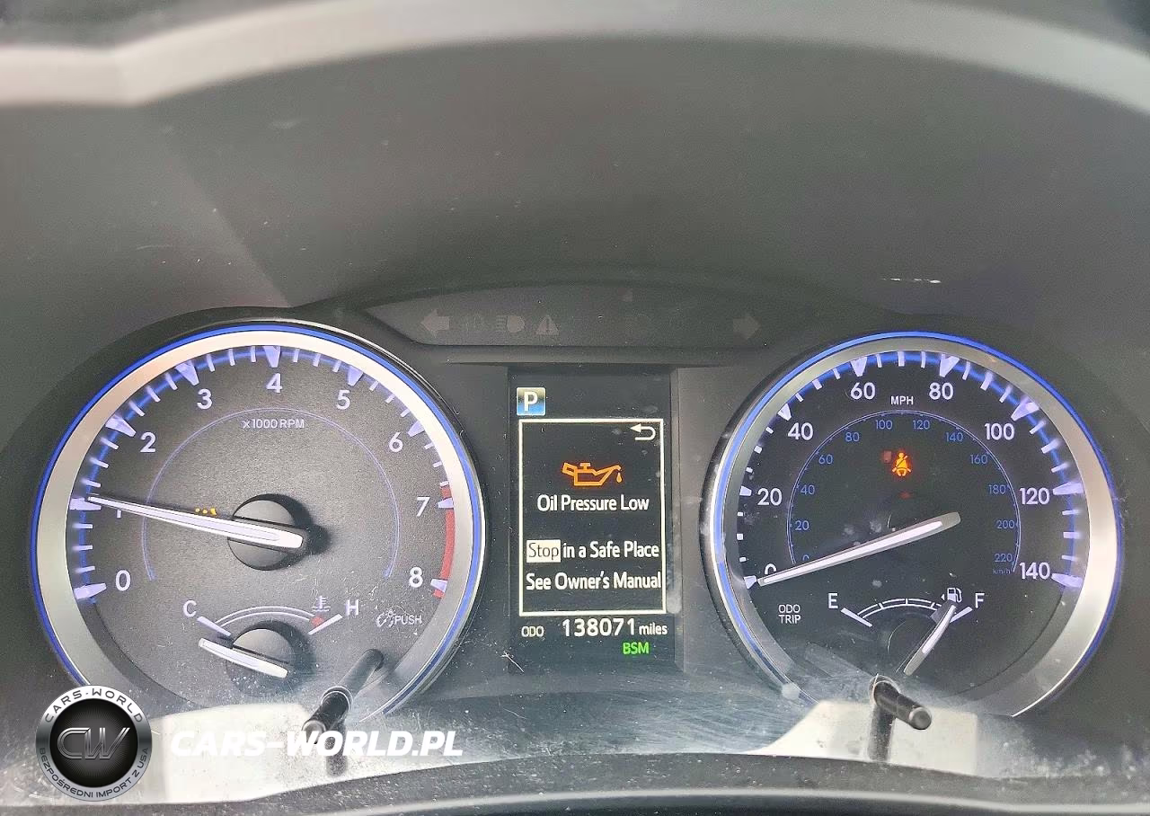 2018 Toyota Highlander Xle VIN:5TDJZRFH7JS543243 - 9